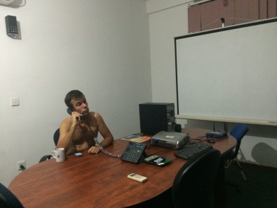 Onze eigen Executive Briefingroom (met airco) in het centrum van Colombo