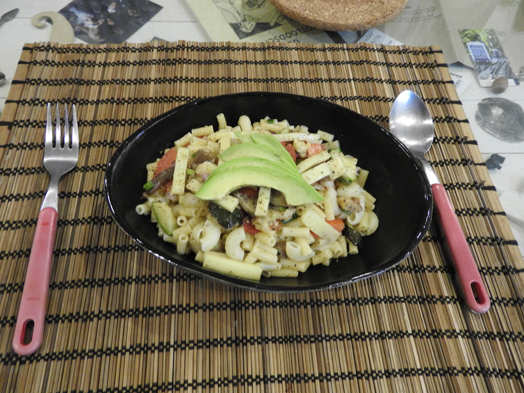 Huisgemaakte pastasalade bij Joyce en Arthur