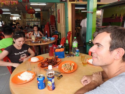 Krab eten op Pulau Ketam (Crab Island)