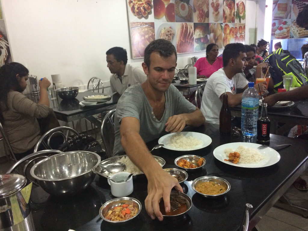 Local Food: Rice & Curry in Sri Lanka