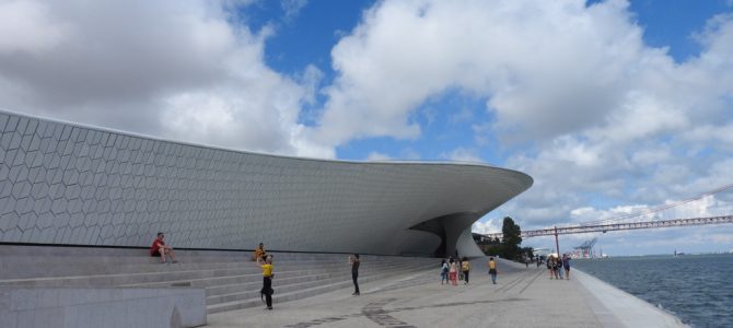 Over de koppen lopen in Lissabon