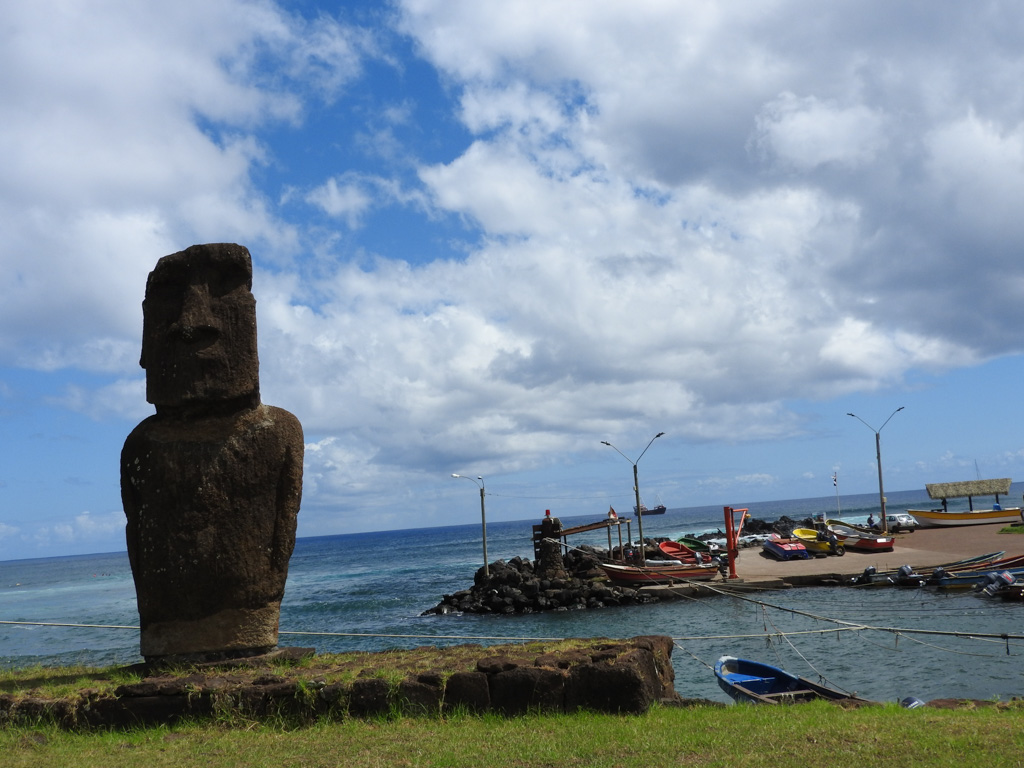 Aanblik van eerste Moai